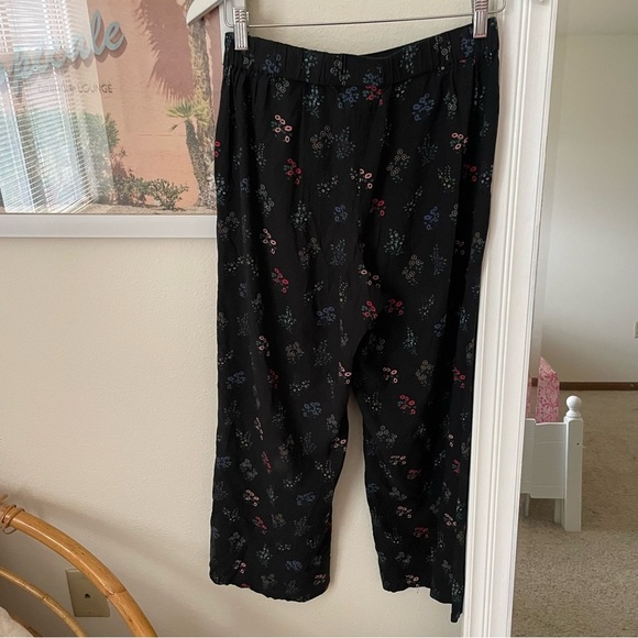 Marine Layer Kiley Floral Pants - Black India Floral Print - Picture 9 of 9
